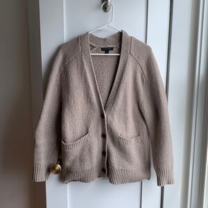 *EUC* Banana Republic Cardigan (size M)